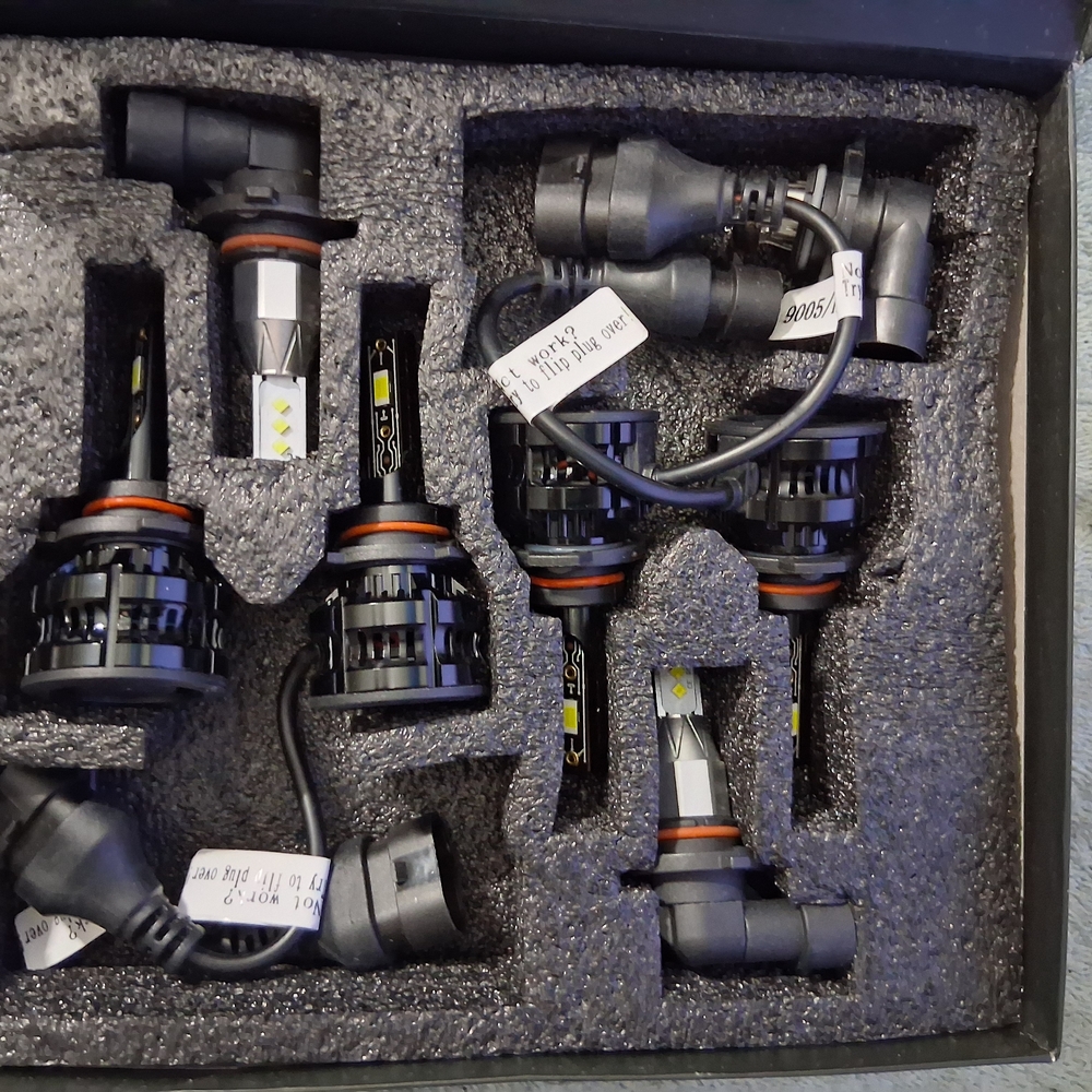 Black LED Car Light Bulbs Set HB3/HB4